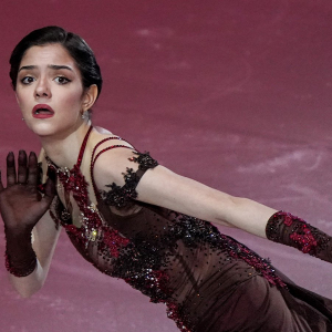 Эта поза Медведевой свела с ума даже иностранцев: пикантное фото