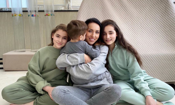 Сын Алсу – аутист? Певица сорвалась из-за вопросов о болезни мальчика