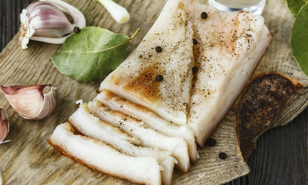 Развеян популярный миф о сале: перестаньте в него верить